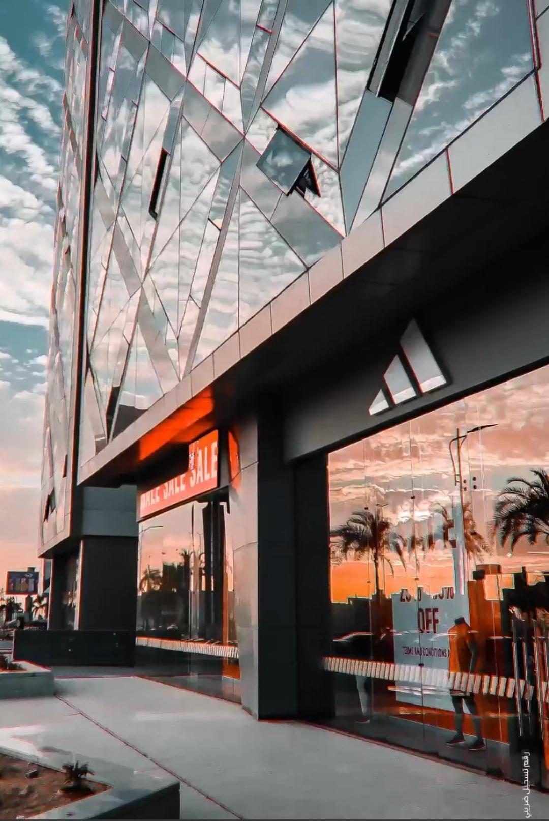 The Location - Luxury In